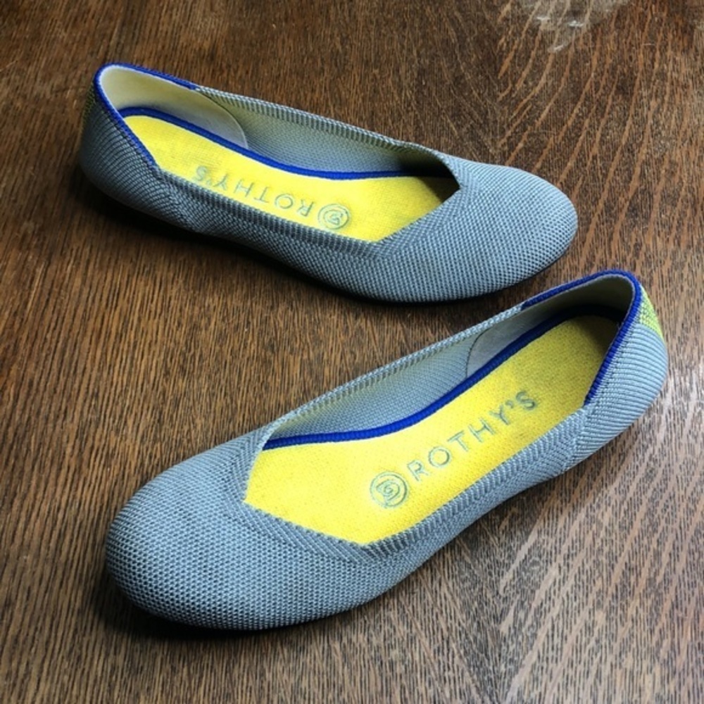 Rothy’s RARE Iridescent Round Toe Flats Size 6